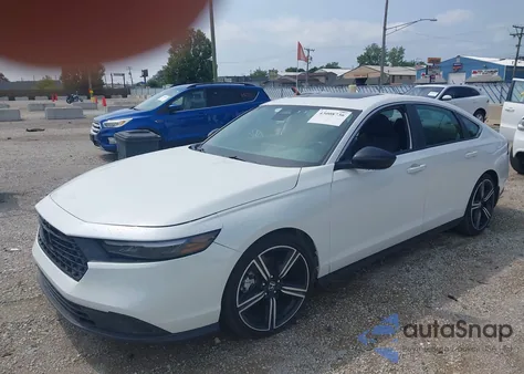 2024 Honda Accord Hybrid Sport из США, поврежденный, VIN 1HGCY2F55RA032861